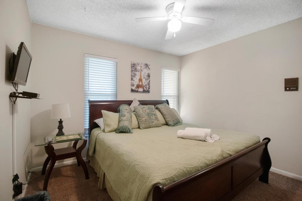 Tampa Bay Pool Home With Heated Pool Брандон Экстерьер фото