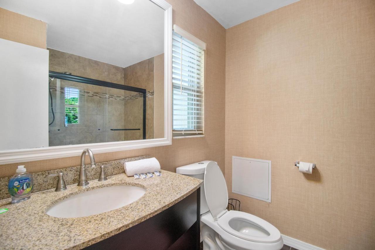 Tampa Bay Pool Home With Heated Pool Брандон Экстерьер фото